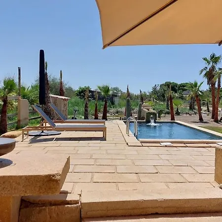 Casa de Férias Mazet Des 2 Coeurs Aigues-Mortes